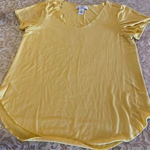 Magaschoni Top Yellow Short Sleeve T-Shirt Sz XL Lightweight Very Cute